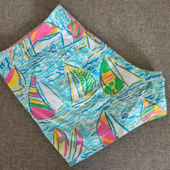 Holy Grail! Lilly Pulitzer Callahan Short in You Gotta Regatta, Size 14 - Picture 4 of 5